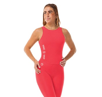 Top Megan Nero